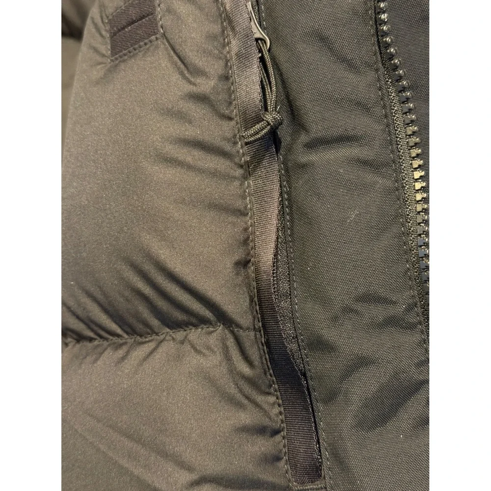 The North Face Gotham Jacket III Men Large Black Down Parka Faux Fur Relaxed Fit